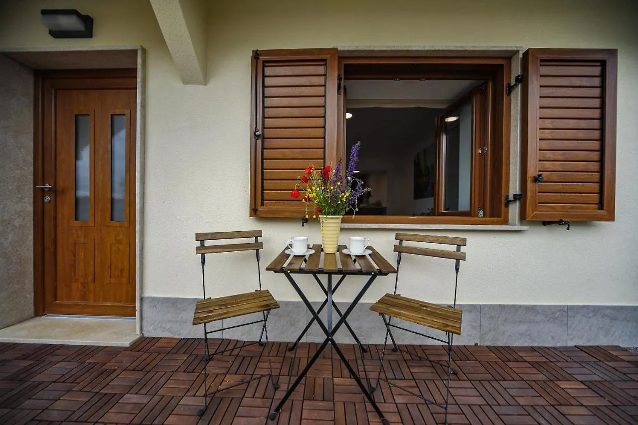 Casa Tilia Villa Sapjane Croatia